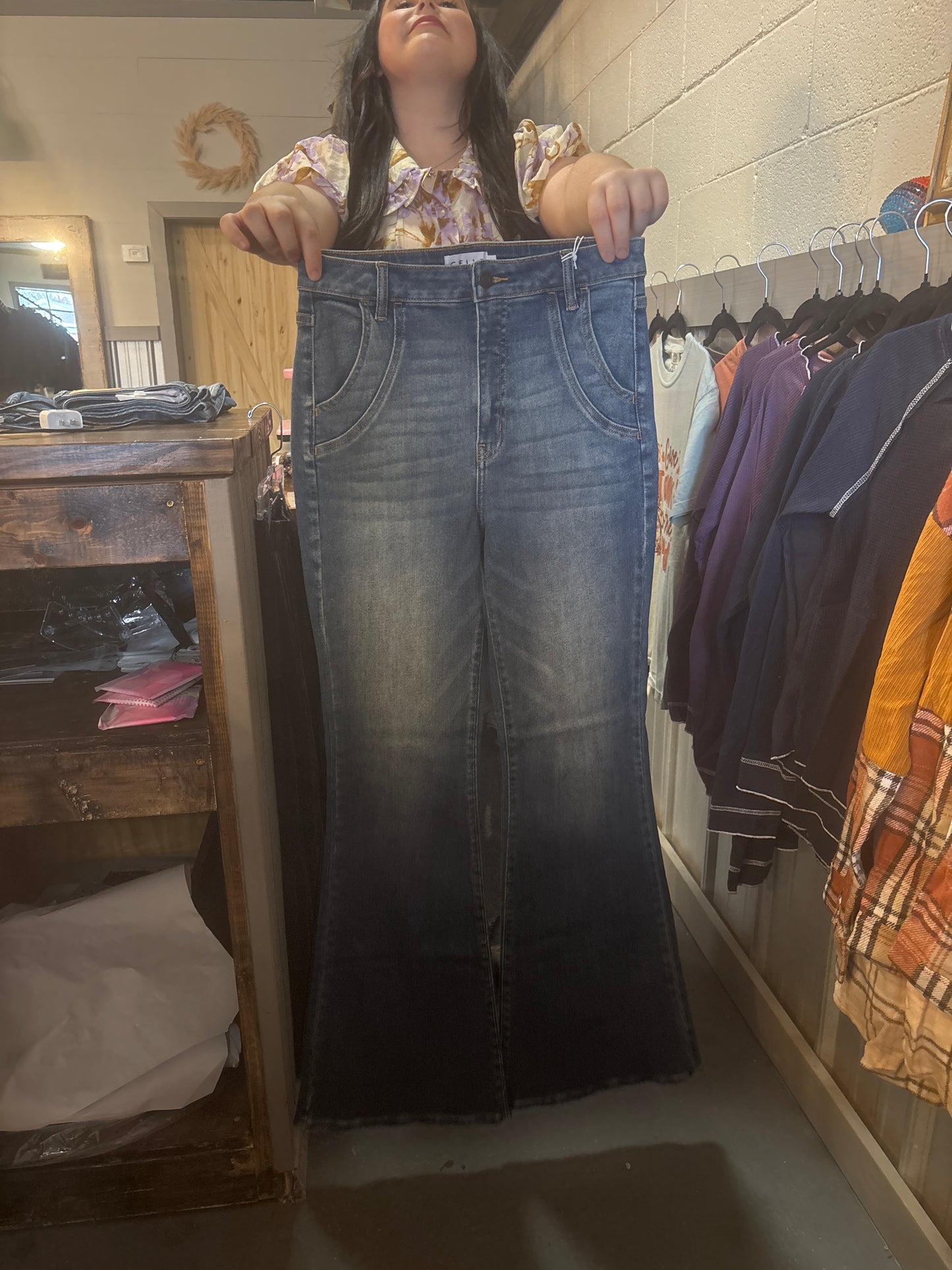 Cello Flare Jean