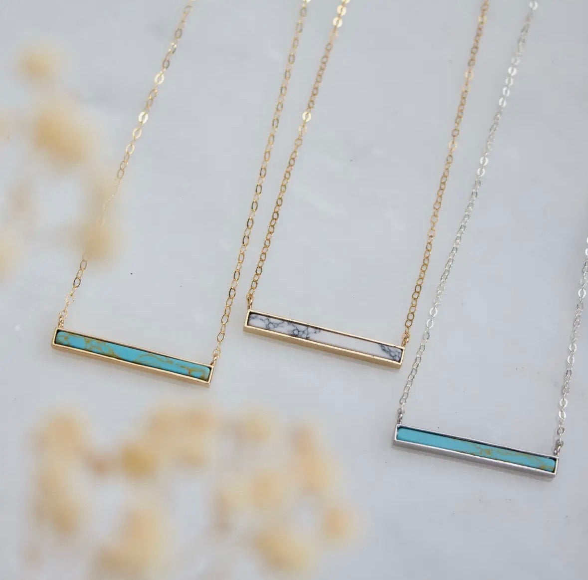 Bar necklace
