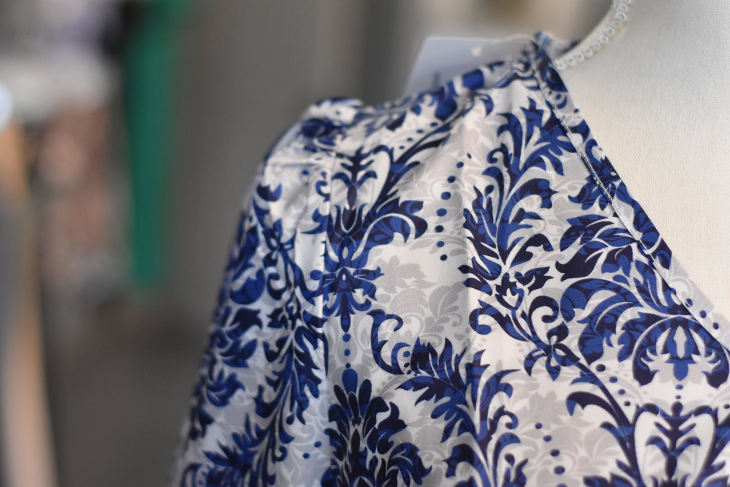 Vintage V-Neck long sleeve