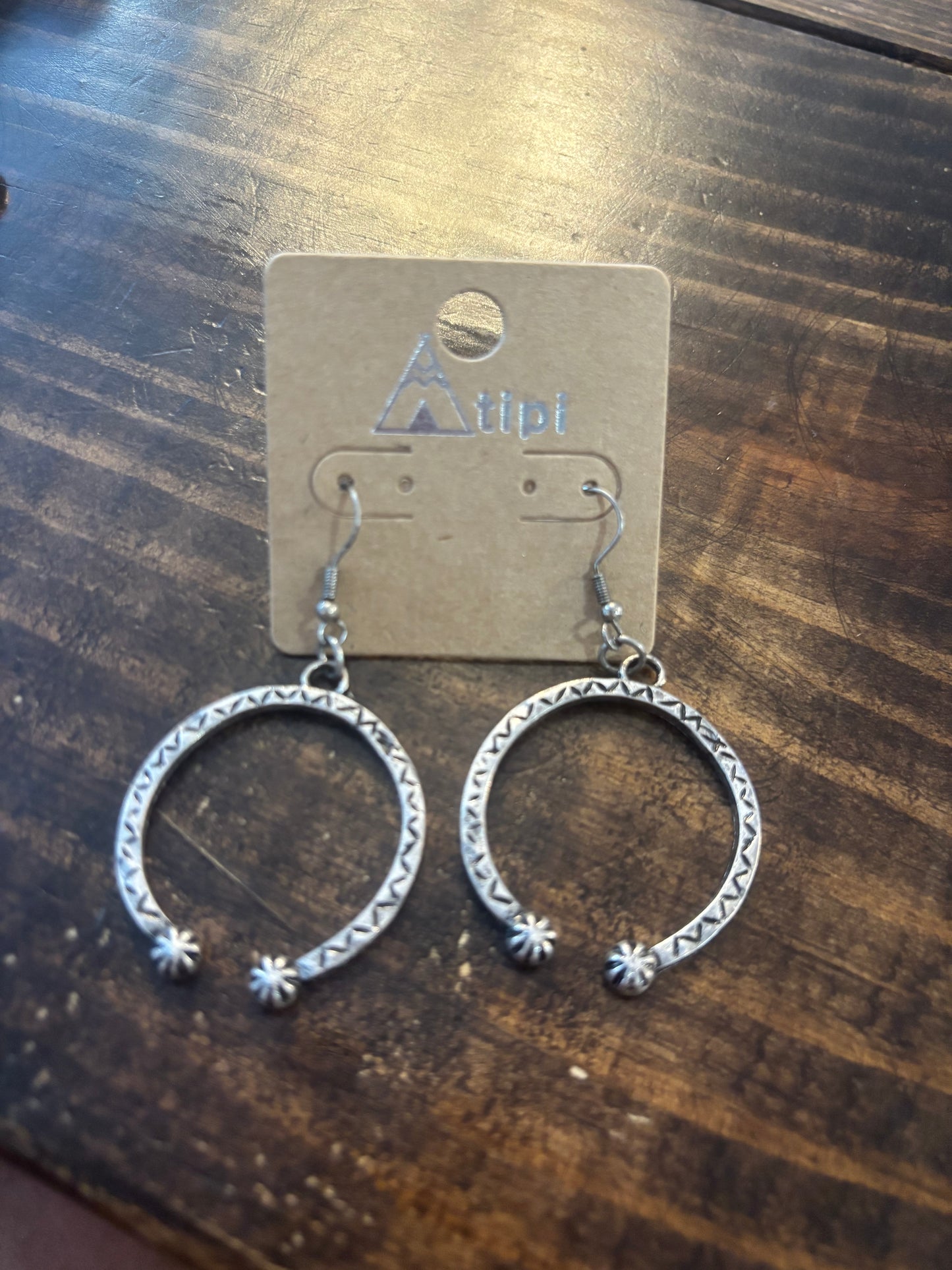 silver horseshoes earrings