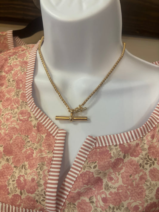 Gold Chain front bar necklace