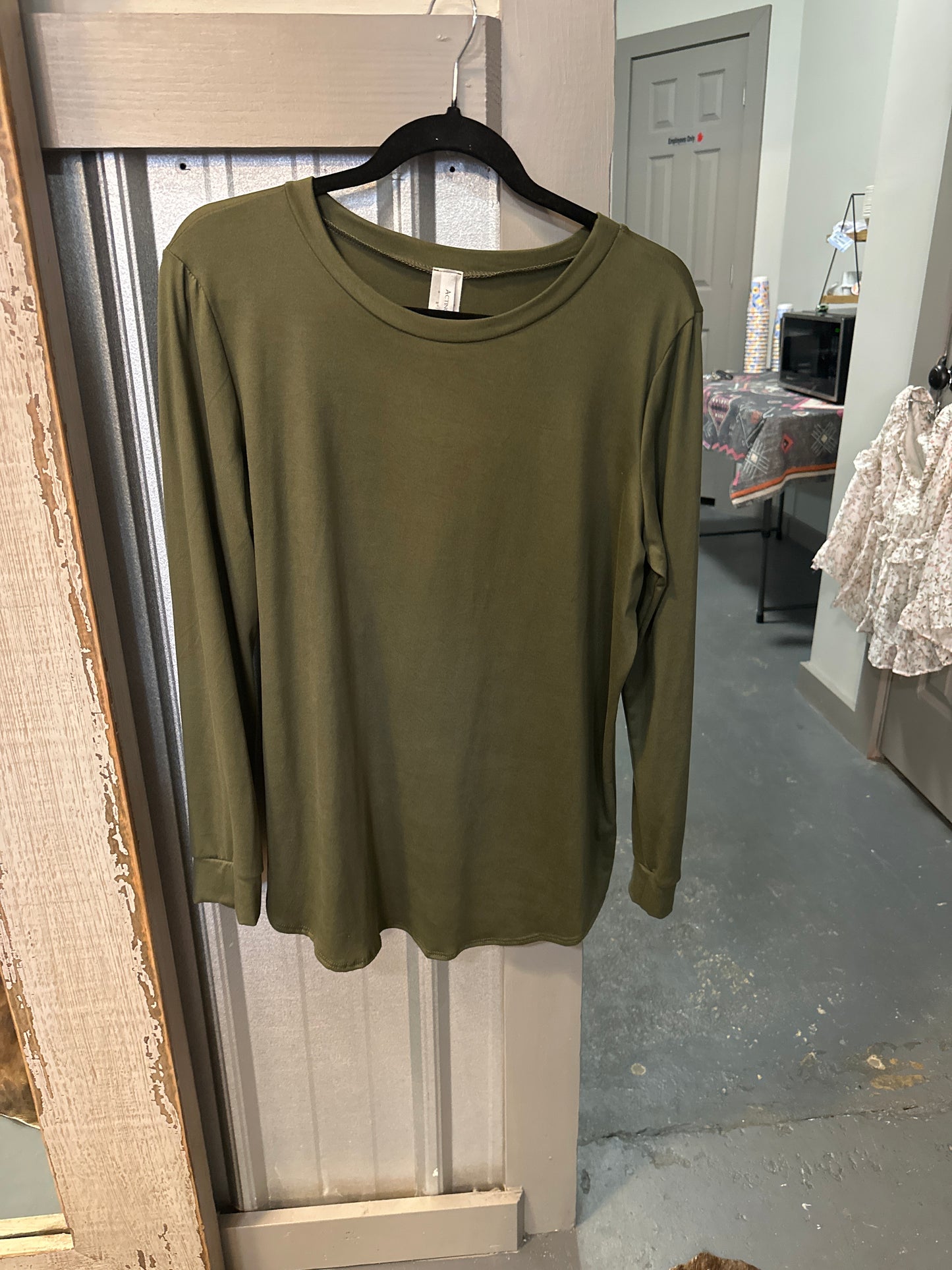 olive round neck long sleeve