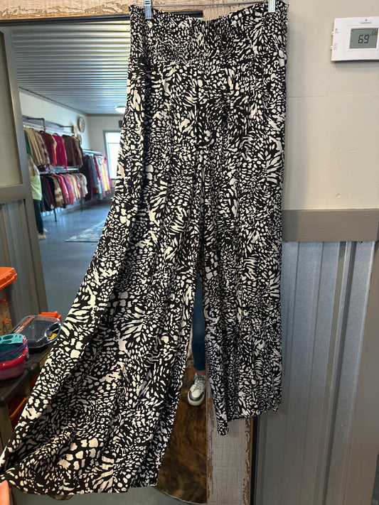 print smocked waist band maxi pants
