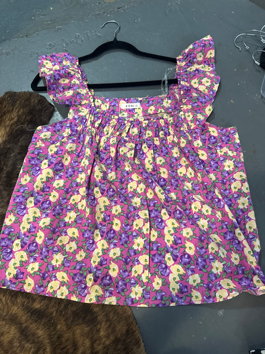 sleeveless floral top