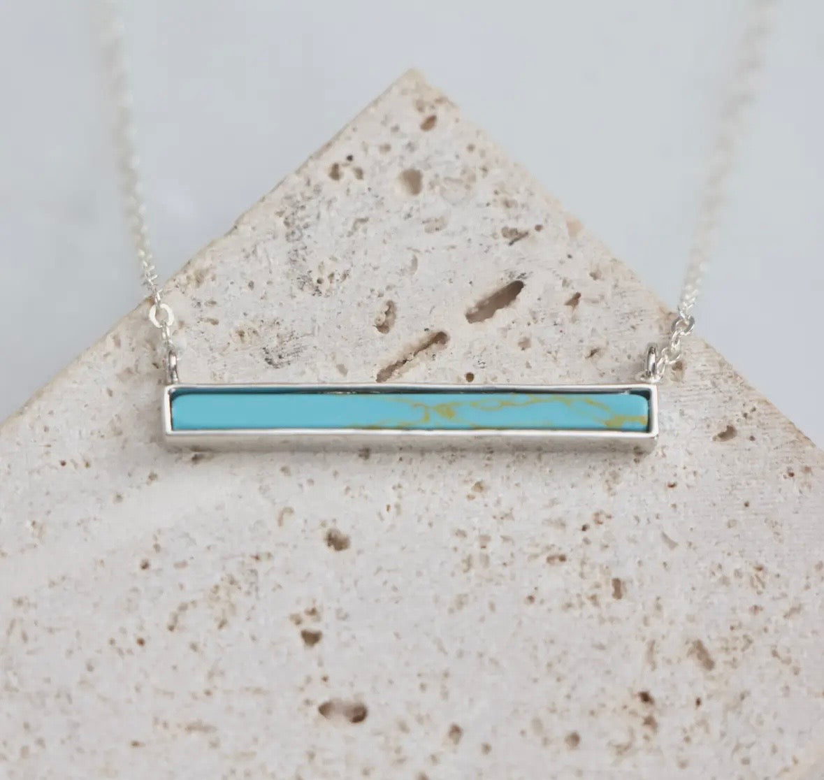 Bar necklace