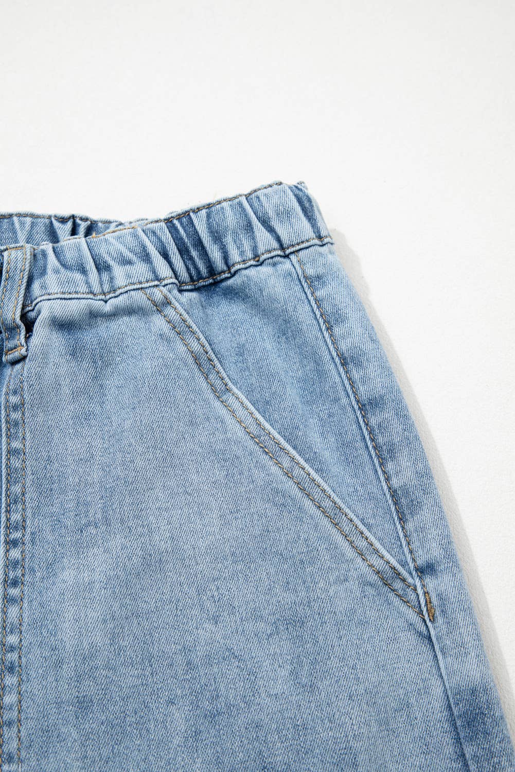 66 Drawstring Seam Detail Raw Hem Wide Leg Denim Pants