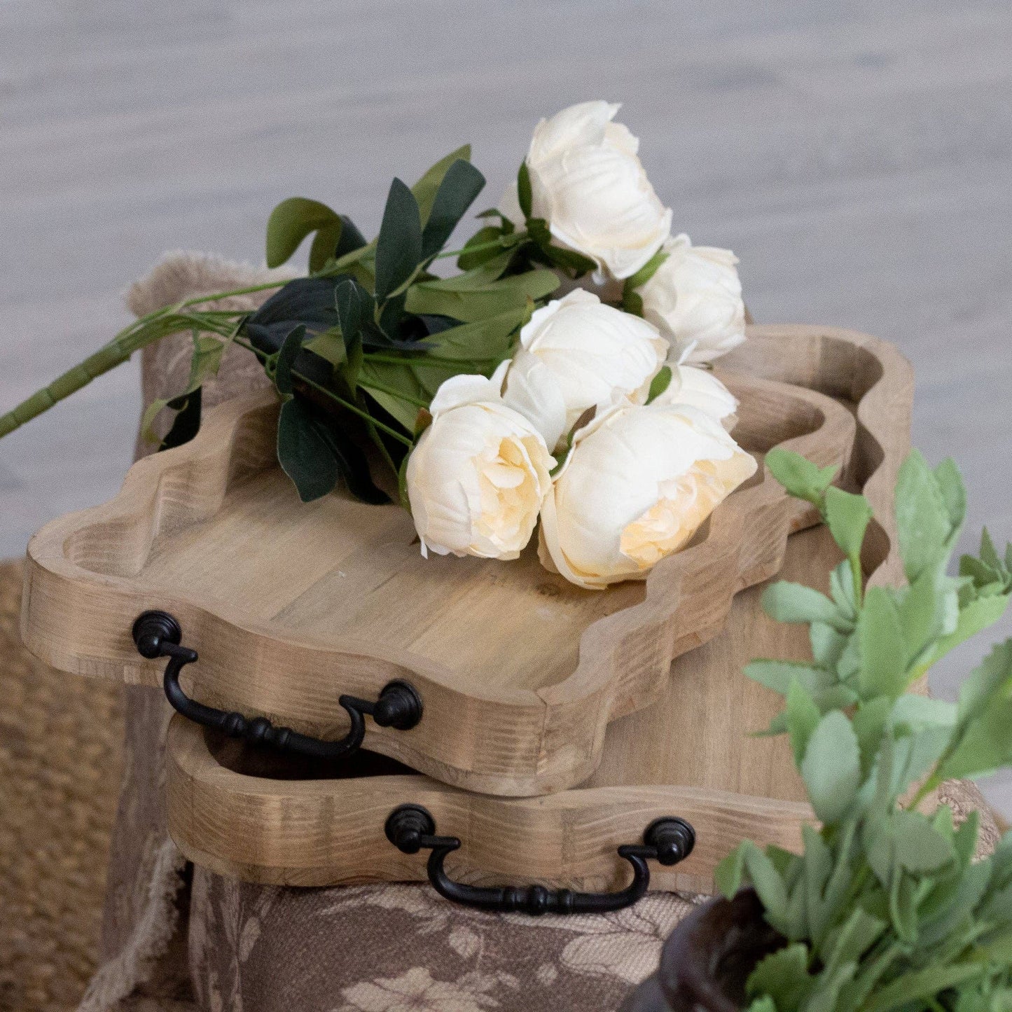 Trays - Scalloped Natural Wood (Set Of 02)